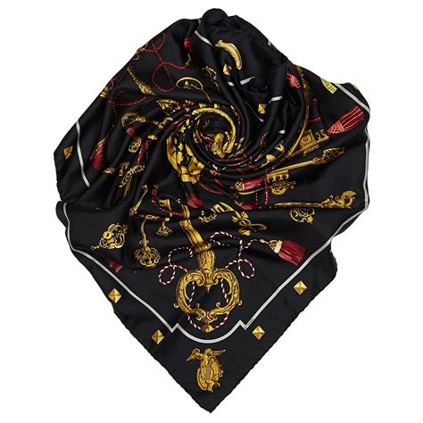 foulard hermes noir et blanc|hermes shop online.